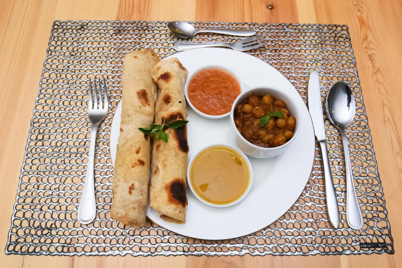 Oak Wood Inn Kandy Zewnętrze zdjęcie
